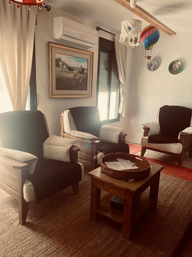 Гостевой дом La Jara Casa Rural Инохоса-дель-Дуке Экстерьер фото